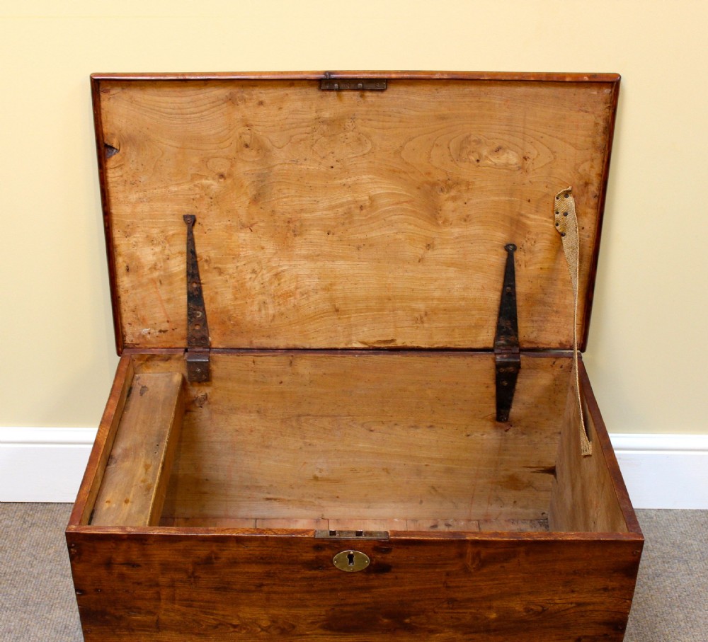 19thc. Elm Blanket Box View V