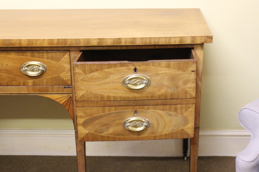 19thc. Mahogany Bow Fronted Sideboard View IV