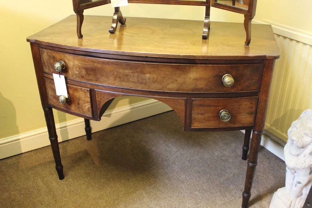 19thc Mahogany Bow Fronted Side Table