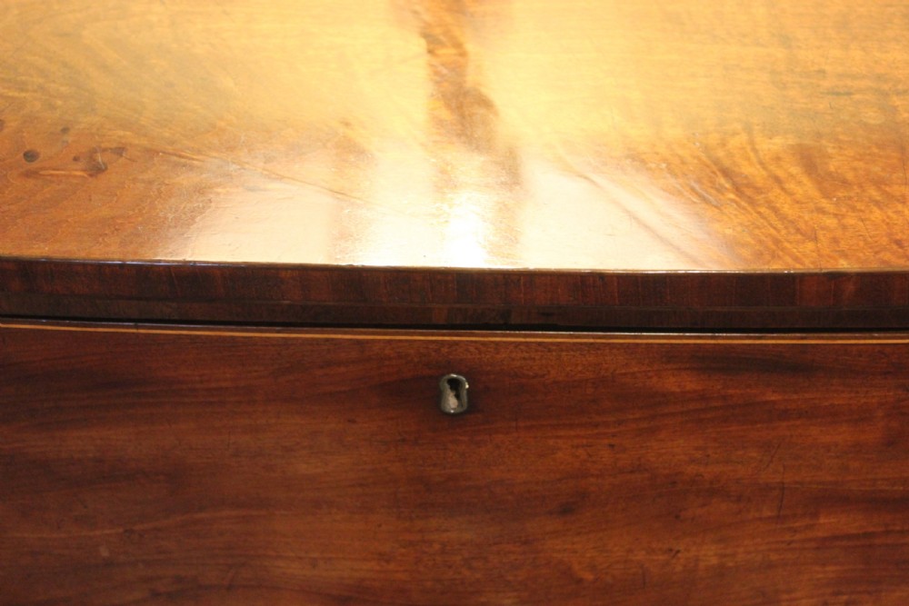Good Georgian Bow Fronted Chest of Drawers View VII