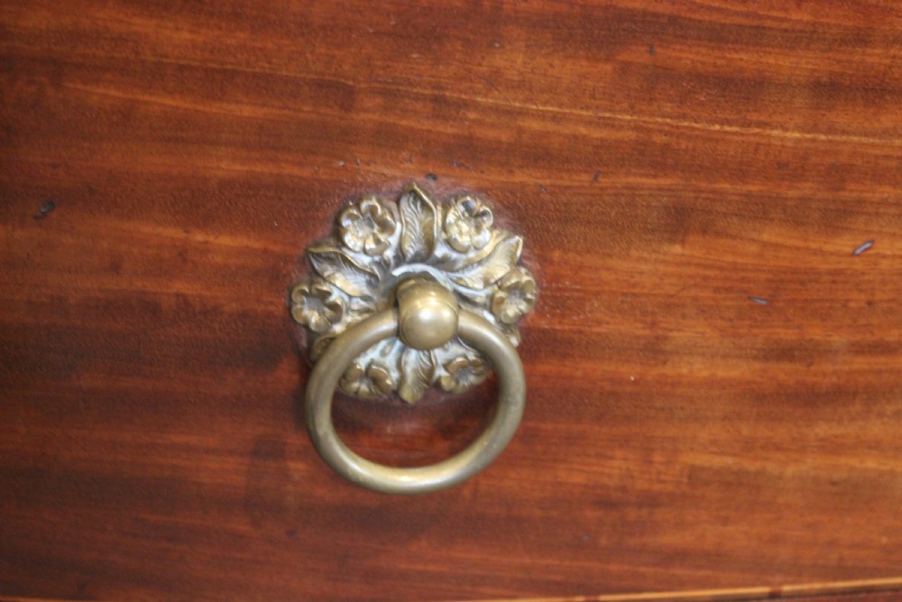 Good Georgian Bow Fronted Chest of Drawers View VIII