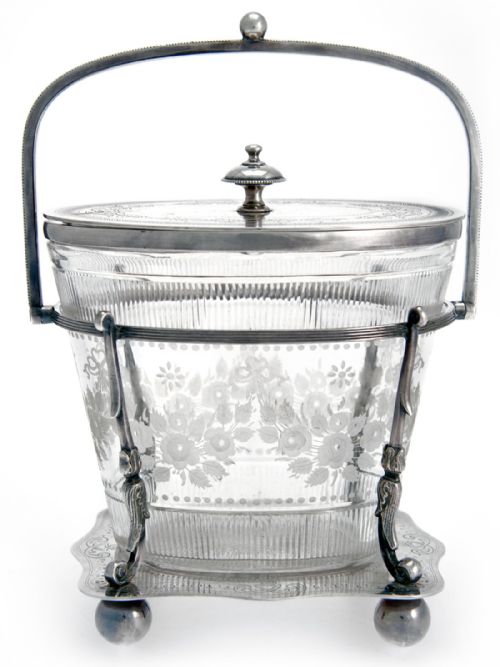 VICTORIAN SILVER PLATED BISCUIT BOX WITH ENGRAVED GLASS LINER - ADDITIONAL PHOTO 2