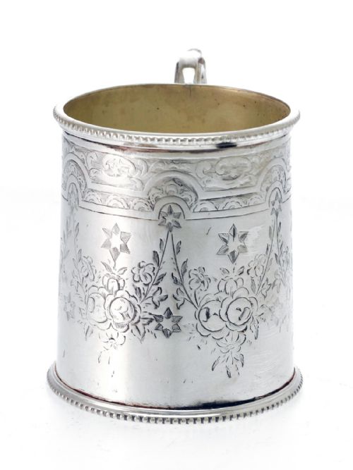 A VICTORIAN SILVER PLATED CHILD'S MUG IN CYLINDRICAL FORM - ADDITIONAL PHOTO 1