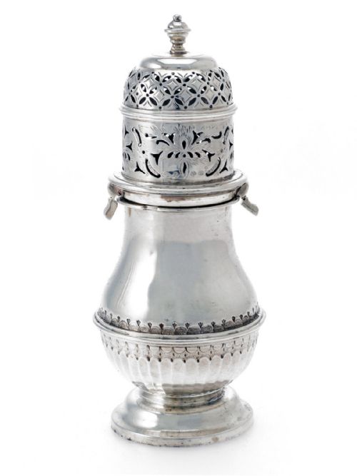 a very nice quality baluster style silver sugar caster c1915 - CATEGORY: ANTIQUE SILVER - DATED 1910