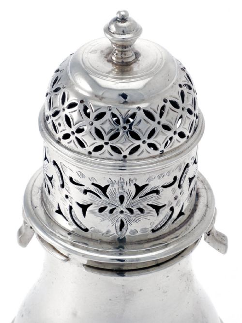 A VERY NICE QUALITY BALUSTER STYLE SILVER SUGAR CASTER C1915 - ADDITIONAL PHOTO 1