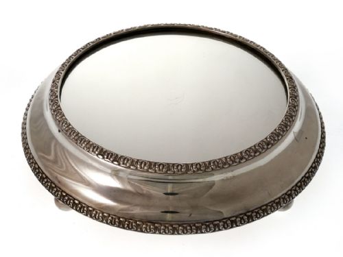A Victorian Silver Plated Mirror Plateau Cake Stand