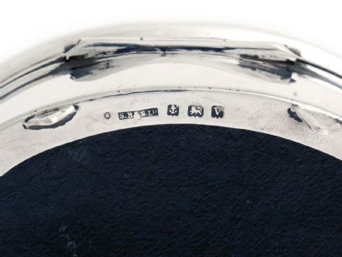 OVAL SILVER JEWELLERY BOX WITH DOMED GILT LID AND SILK LINING - ADDITIONAL PHOTO 4
