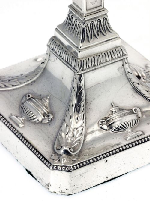 PAIR OF ADAM STYLE SILVER CANDLESTICKS C1901 - ADDITIONAL PHOTO 3
