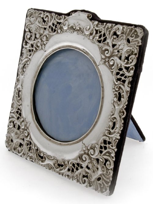 square pierced and embossed silver picture frame - CATEGORY: ANTIQUE SILVER - DATED 1900