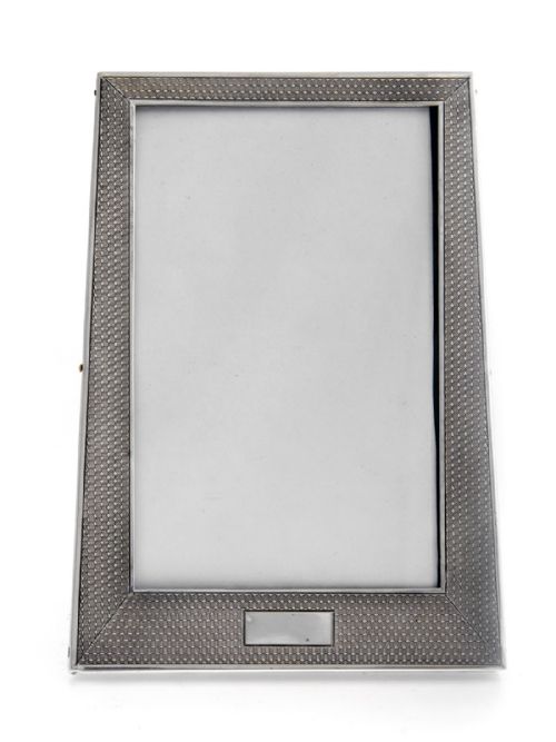 AN ENGINE TURNED SILVER PHOTO OR PICTURE FRAME 1925 - ADDITIONAL PHOTO 1