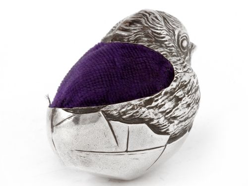 SAMPSON MORDAN HATCHING CHICK SILVER PIN CUSHION - ADDITIONAL PHOTO 2