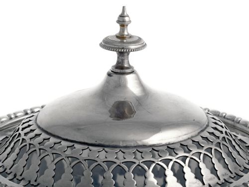 VICTORIAN DECORATIVE SILVER PLATE LIDDED COMPORT WITH FROSTED GLASS LINER - ADDITIONAL PHOTO 5