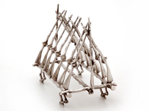 silver plated six division rifle toast rack - CATEGORY: ANTIQUE SILVER - DATED 1890