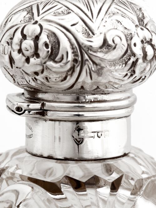 VICTORIAN PYRAMID SHAPED CUT GLASS AND SILVER TOPPED PERFUME BOTTLE - ADDITIONAL PHOTO 3