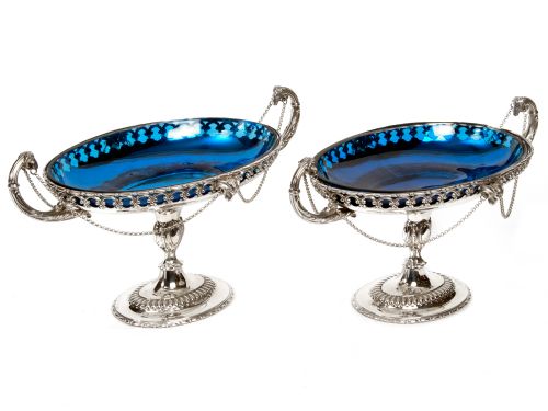 PAIR OF VICTORIAN OVAL COMPORTS WITH TURQUOISE GLASS LINING - ADDITIONAL PHOTO 1