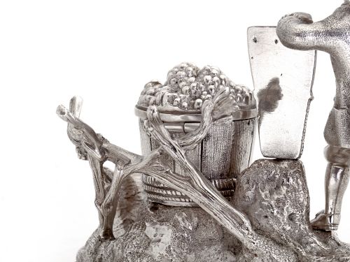 DECORATIVE VICTORIAN SILVER PLATE INK WELL OF A PEASANT FARMER PICKING GRAPES - ADDITIONAL PHOTO 9
