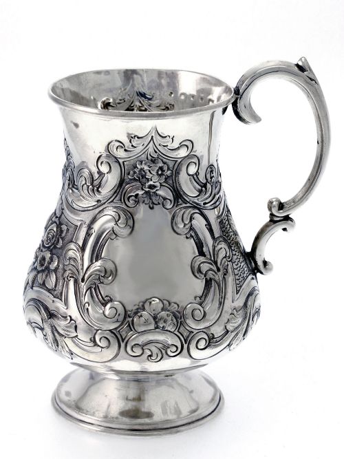 baluster shape victorian silver christening mug - CATEGORY: ANTIQUE SILVER - DATED 1860