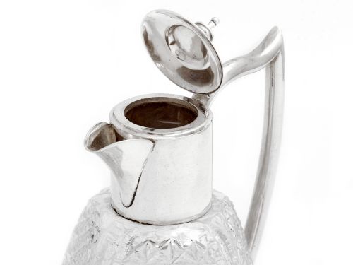 EDWARDIAN PLAIN SILVER PLATE CLARET JUG WITH A SQUARE PANELLED CUT GLASS BODY - ADDITIONAL PHOTO 2