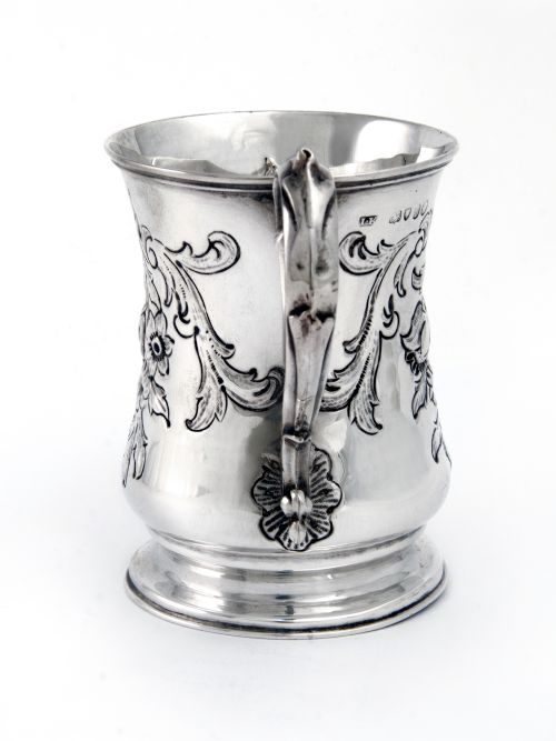 VICTORIAN SILVER CHRISTENING MUG CHASED WITH FLOWERS AND SCROLLS - ADDITIONAL PHOTO 1