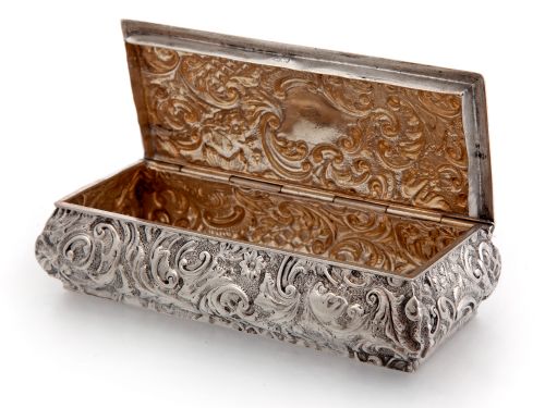 DECORATIVE RECTANGULAR CHESTER SILVER JEWELLERY BOX - ADDITIONAL PHOTO 1