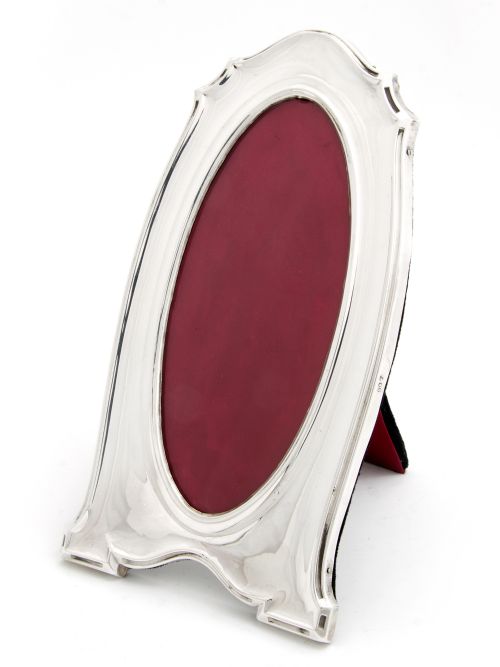 PLAIN SHAPED ANTIQUE SILVER PHOTO OR PICTURE FRAME WITH AN OVAL WINDOW - ADDITIONAL PHOTO 1