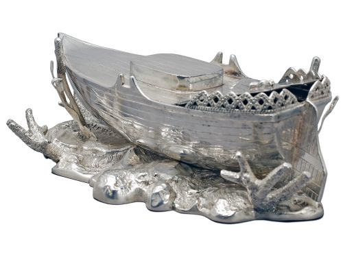 rare boat shaped silver plate spoon warmer - CATEGORY: ANTIQUE SILVER - DATED 1890