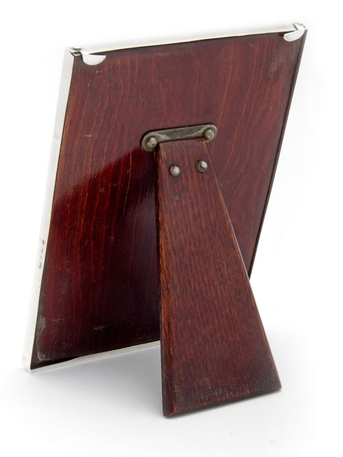 PLAIN BORDER SILVER PHOTO OR PICTURE FRAME WITH UNUSUAL HINGED CLIP OPENING - ADDITIONAL PHOTO 3