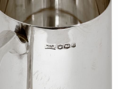 PLAIN CIRCULAR TAPERING SILVER PINT MUG WITH A BRACKET HANDLE - ADDITIONAL PHOTO 2