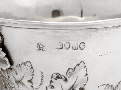 SILVER CAMPANA SHAPED CHRISTENING MUG WITH A CHASED GRAPE AND VINE DESIGN - ADDITIONAL PHOTO 5