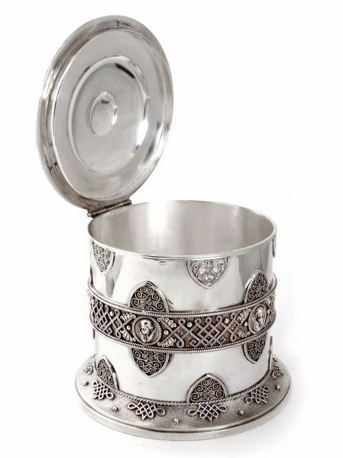 VICTORIAN FILIGREE PATTERNED SILVER PLATED BISCUIT BARREL - ADDITIONAL PHOTO 1