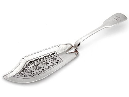 georgian silver fish slice with a crested blade and fiddle pattern handle - CATEGORY: ANTIQUE SILVER - DATED 1800
