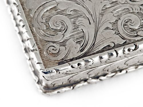 EARLY VICTORIAN CASTLE TOP SILVER VINAIGRETTE DEPICTING WINDSOR CASTLE - ADDITIONAL PHOTO 8