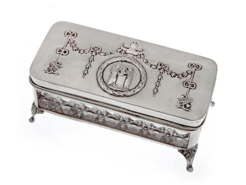 EDWARDIAN SILVER AND CUT GLASS JEWELLERY BOX BY WILLIAM COMYNS - ADDITIONAL PHOTO 2