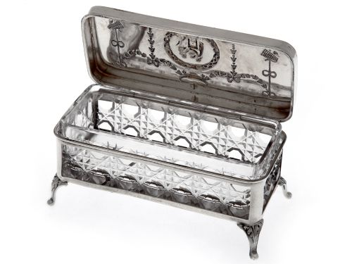 EDWARDIAN SILVER AND CUT GLASS JEWELLERY BOX BY WILLIAM COMYNS - ADDITIONAL PHOTO 4