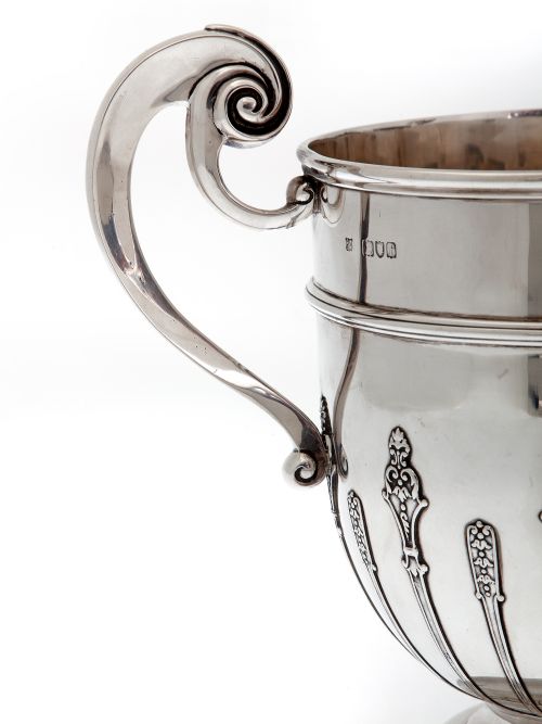 ANTIQUE SILVER TROPHY CUP OR WINE COOLER WITH TWO SCROLL HANDLES - ADDITIONAL PHOTO 2