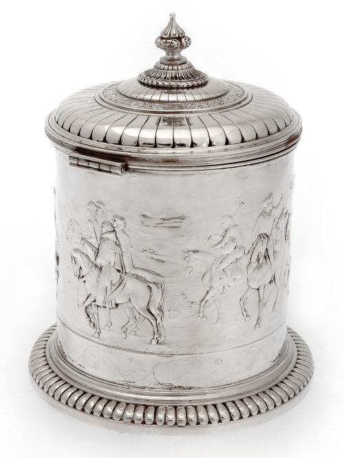 LARGE ELKINGTON CO SILVER PLATE BARREL DEPICTING HORSES AND HORSEMEN - ADDITIONAL PHOTO 2