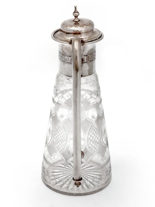 VICTORIAN SILVER PLATED CLARET JUG WITH AN UNUSUAL LONG CURVED TUBULAR HANDLE - ADDITIONAL PHOTO 3
