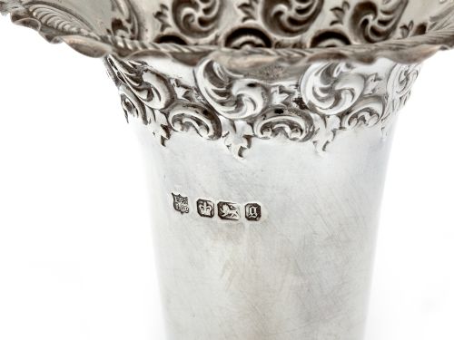 PAIR OF VICTORIAN SILVER FLOWER VASES WITH PLAIN BODIES AND A TRUMPET SHAPED NECK - ADDITIONAL PHOTO 4