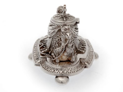 SILVER PLATED INK STAND FEATURING TWO BACK TO BACK CAMELS - ADDITIONAL PHOTO 4
