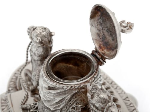 SILVER PLATED INK STAND FEATURING TWO BACK TO BACK CAMELS - ADDITIONAL PHOTO 6