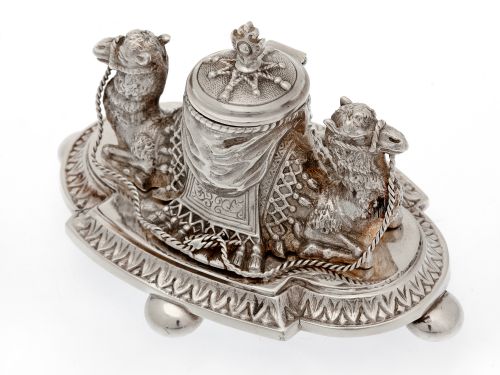 SILVER PLATED INK STAND FEATURING TWO BACK TO BACK CAMELS - ADDITIONAL PHOTO 7