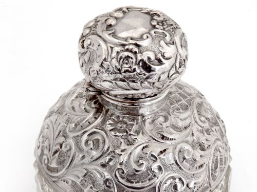 EDWARDIAN CHESTER SILVER AND CUT GLASS PERFUME BOTTLE - ADDITIONAL PHOTO 2