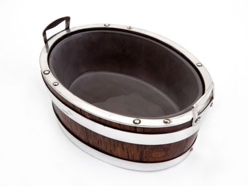 VICTORIAN OAK AND SILVER PLATE BUTTER DISH WITH TAB HANDLES BY THOMAS HARWOOD - ADDITIONAL PHOTO 4