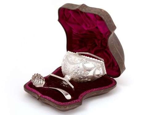 boxed victorian silver sugar basket with matching sifter spoon - CATEGORY: ANTIQUE SILVER - DATED 1880