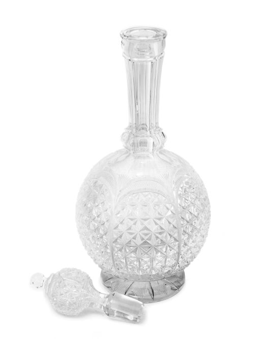 VICTORIAN CUT GLASS DECANTER WITH A LONG PANELED NECK AND A DEEP STAR CUT GLOBE SHAPED BODY - ADDITIONAL PHOTO 1