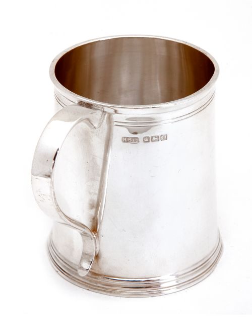 EDWARDIAN SILVER CHILDS CUP OR MUG WITH A PLAIN CYLINDRICAL TAPERING BODY - ADDITIONAL PHOTO 3
