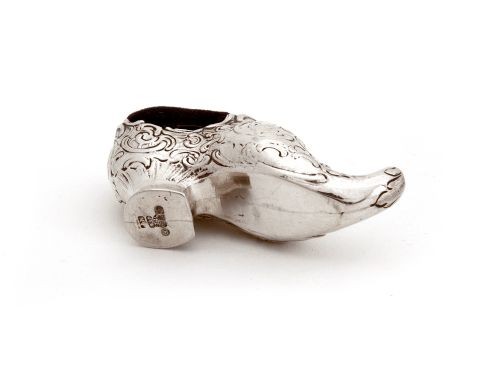 EDWARDIAN SHOE SHAPED PIN CUSHION DUTCH IMPORT TO ENGLAND CHESTER HALLMARK - ADDITIONAL PHOTO 3