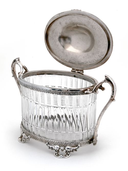 DECORATIVE OVAL VICTORIAN SILVER PLATED BISCUIT BOX WITH CUT GLASS BODY HINGED LID AND HINGED HANDLES - ADDITIONAL PHOTO 2