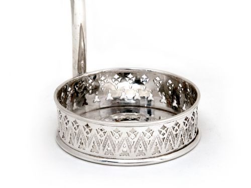 LATE VICTORIAN SILVER PLATED CHAMPAGNE OR WINE BOTTLE HOLDER WITH A DETACHABLE COLLAR - ADDITIONAL PHOTO 2