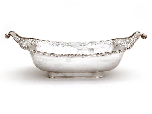 EDWARDIAN RECTANGULAR SILVER DISH OR BASKET WITH TWO SCROLL HANDLES - ADDITIONAL PHOTO 1